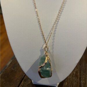 Raw aventurine crystal pendant with gold chain, new with tags never worn
